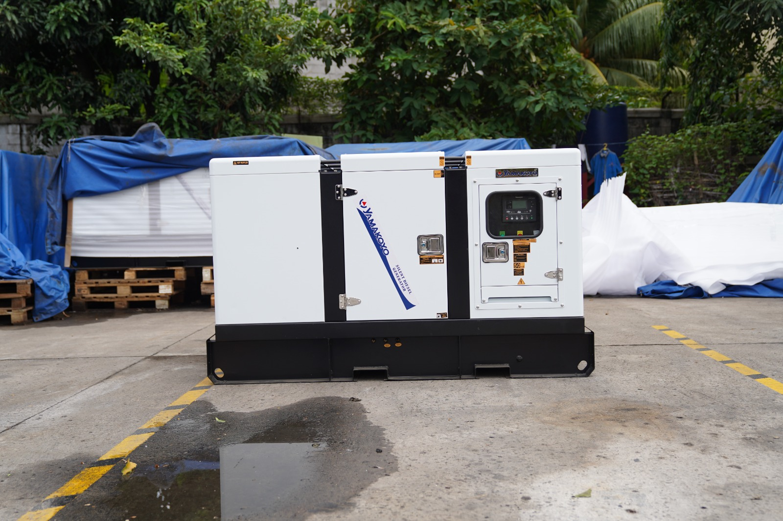 Diesel generator and light tower